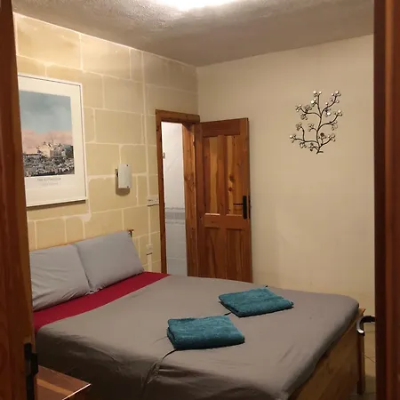 Cozy Beachside * Xlendi