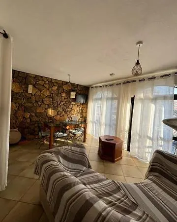 Lägenhet Cozy Beachside Xlendi